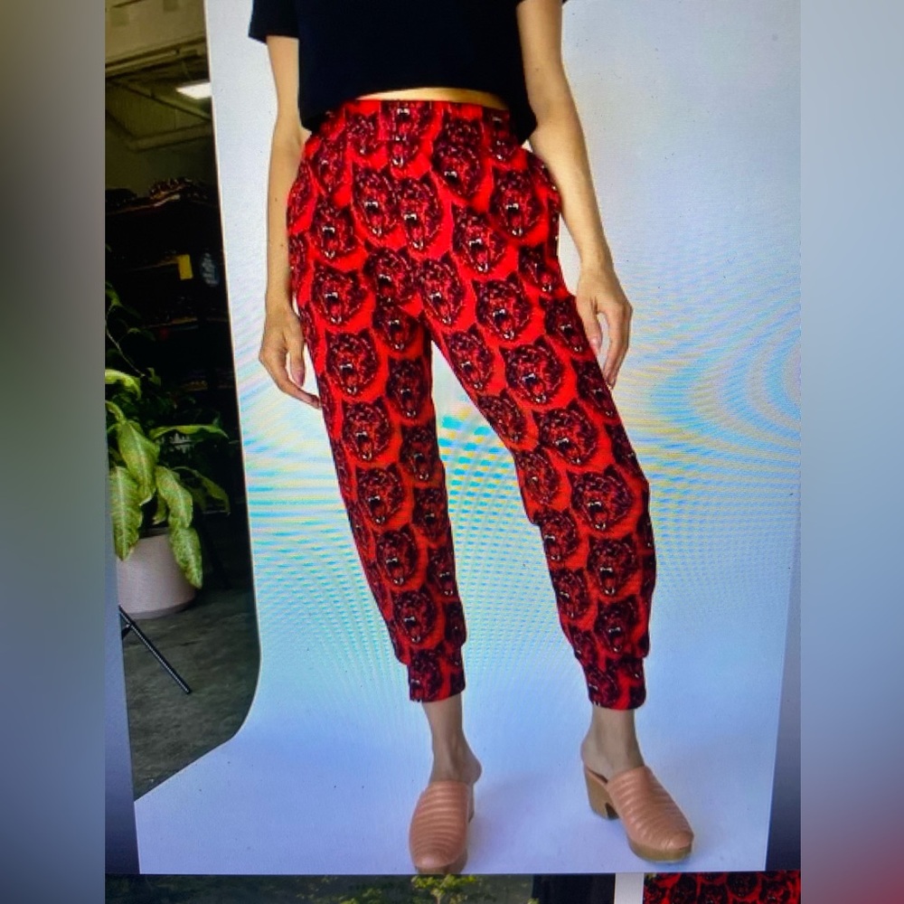 NOOWORKS WOLVERINE JOGGER PANTS EUC SIZE XS RARE PRINT